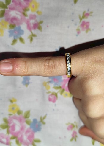 Tek taşlı ve zirkon taşlı yüzük - Görsel 4