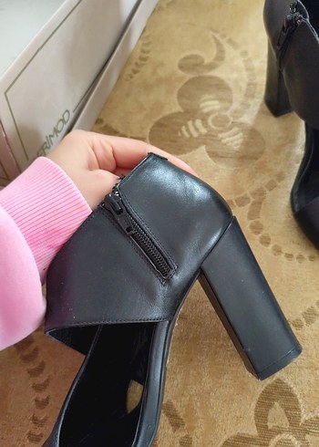 Derimod Kadın Siyah Deri  Topuklu Ayakkabı - Görsel 7