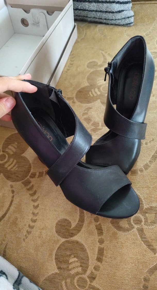 Derimod Kadın Siyah Deri  Topuklu Ayakkabı - Görsel 3