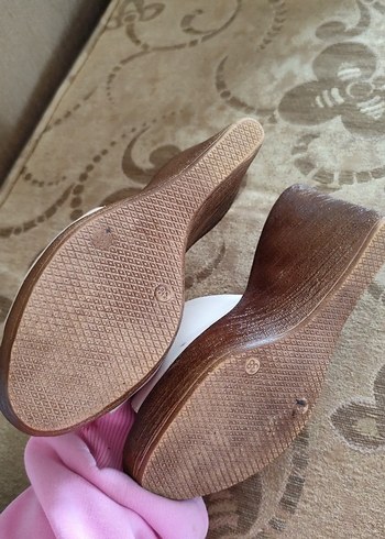 Bambi Beyaz Dolgu Topuklu Kadın Terlik - Görsel 4