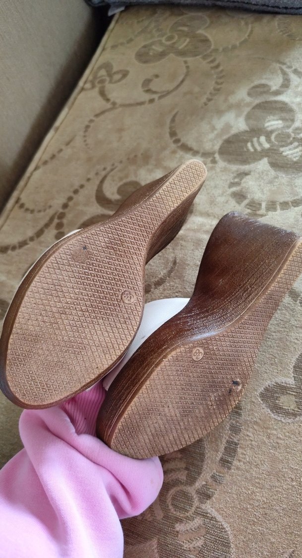 Bambi Beyaz Dolgu Topuklu Kadın Terlik - Görsel 4