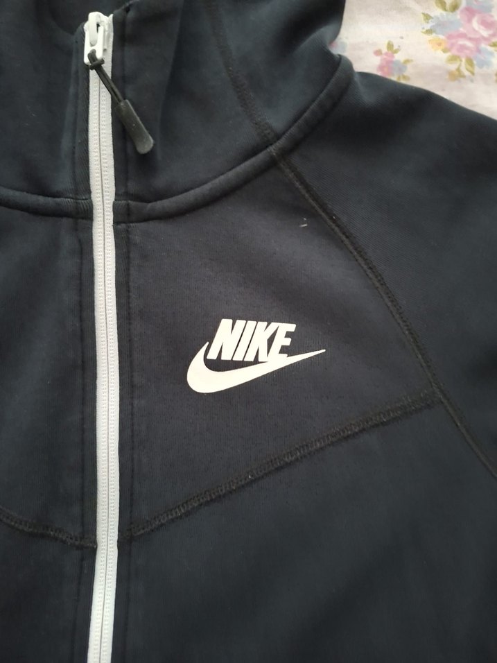 Nike Siyah Fermuarlı Kadın Sweatshirt - Görsel 3