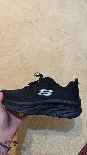 Skechers D?lux Walker