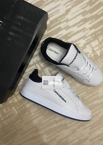 Calvin Klein Beyaz Siyah Erkek Sneaker