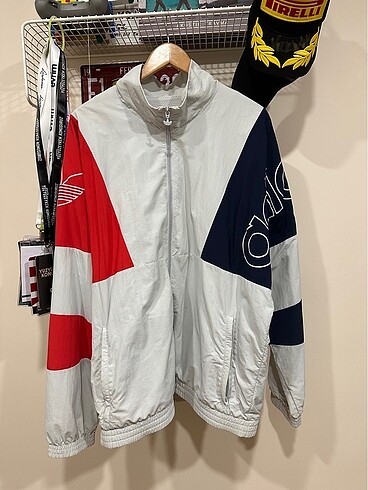 adidas rüzgarlık