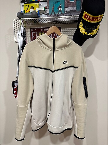 nike tech fleece