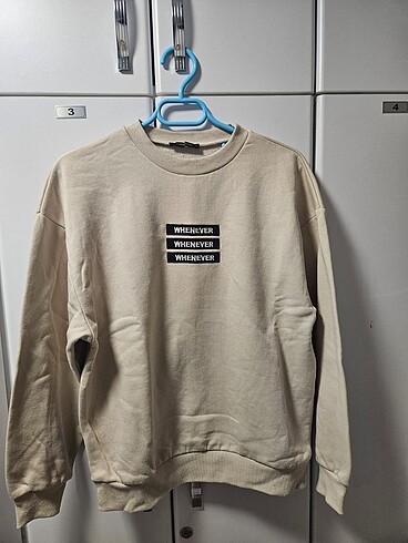 Sweatshirt