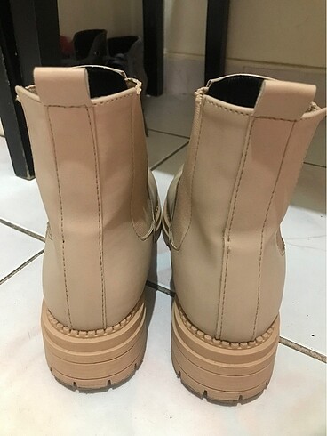 Stradivarius Kısa bot