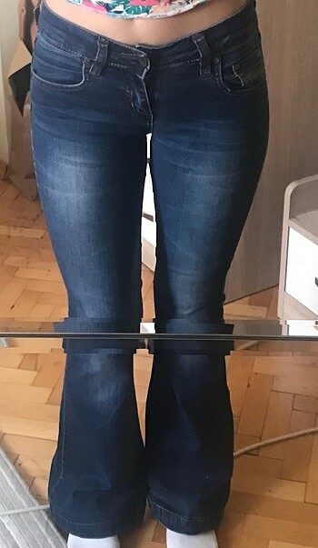 Kadın İspanyol paça jean