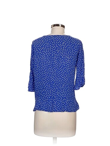 m Beden LC Waikiki Bluz %70 İndirimli.