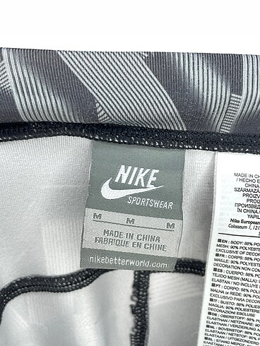 m Beden çeşitli Renk Nike Tayt / Spor taytı %70 İndirimli.