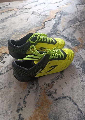 Erkek Sarı Futbol Ayakkabısı Velcro Bağcıklı lig marka