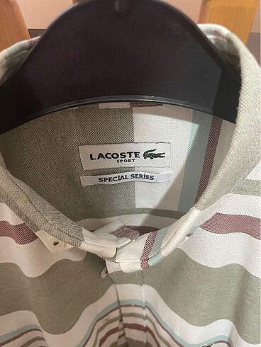 m Beden Erkek Lacoste marka m beden gömlek