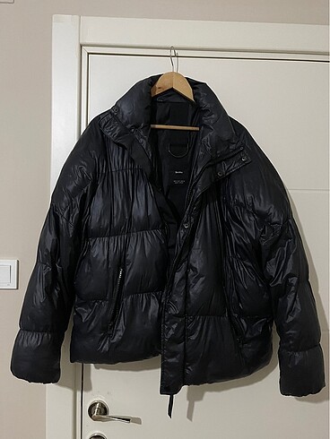 Bershka şişme mont