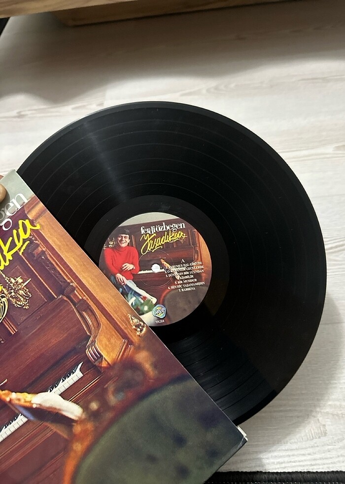 Ferdi Özbeğen yaşadıkça 33lük plak - Görsel 3