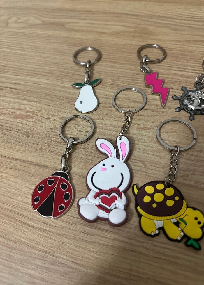 7 adet anahtarlık - Görsel 3