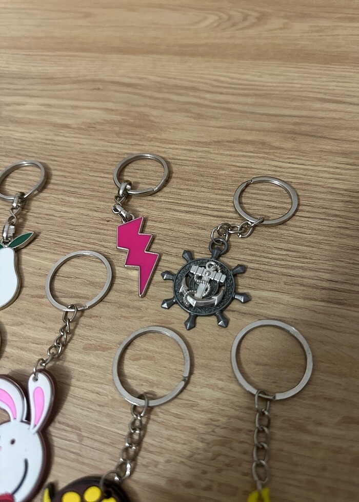 7 adet anahtarlık - Görsel 4