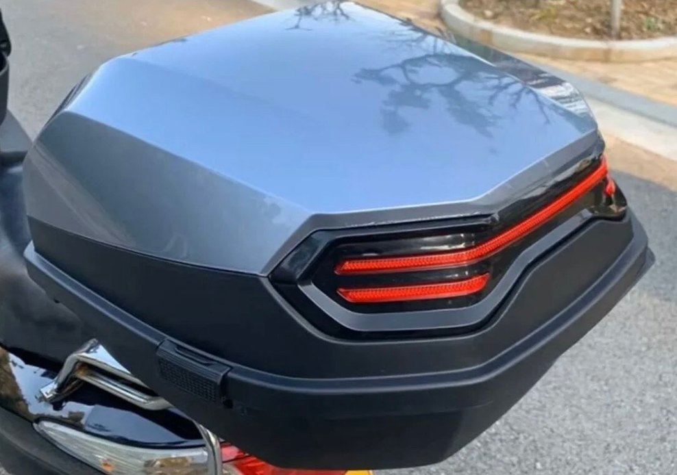 Siyah Kilitli motosiklet bagajı - Görsel 2