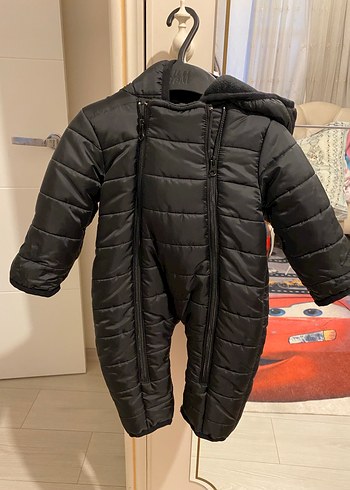 Siyah Fermuarlı Erkek Bebek Kış Tulumu 9 ay