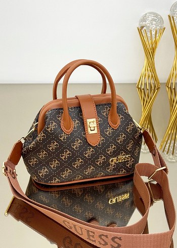 Kemer Detaylı Parisian Kadın Kol Çantası - Görsel 10