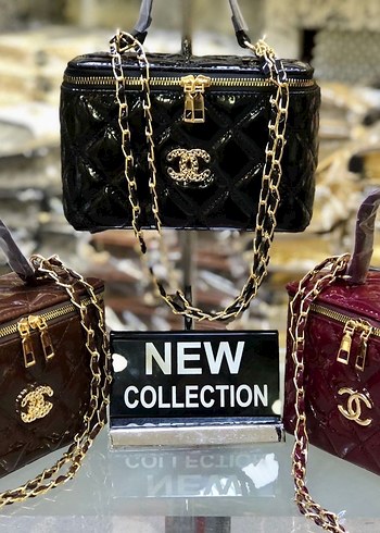 Zincir Detaylı Parlak Altın Kadın Çanta - Görsel 5