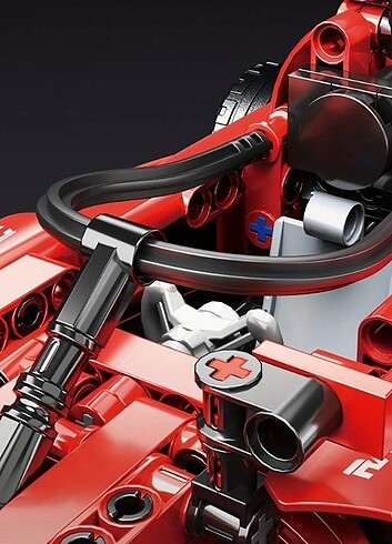Diğer Lego technic muadili F1 yarış aracı