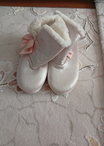 Kızlar için Pembe Kürklü Sıcak Ev Terliği - Görsel 2