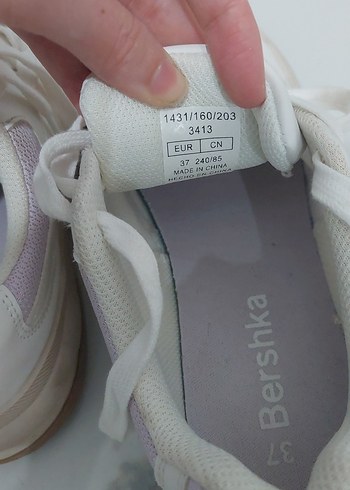 37 Beden beyaz Renk bershka Beyaz Kadın Spor Ayakkabı