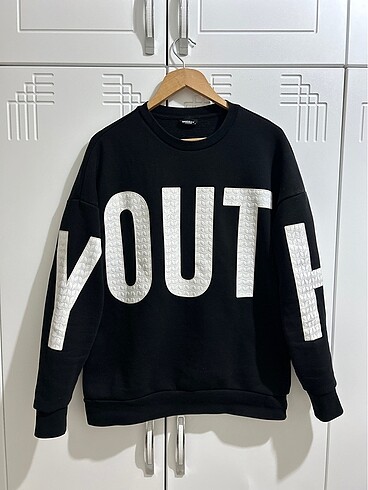 Önlü baskılı siya sweatshirt