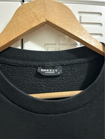 Breeze Önlü baskılı siya sweatshirt