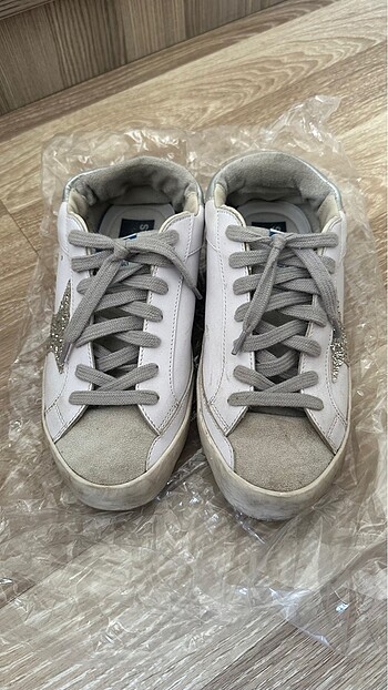 Golden goose ayakkabı