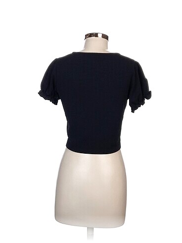 universal Beden New Look T-shirt %70 İndirimli.