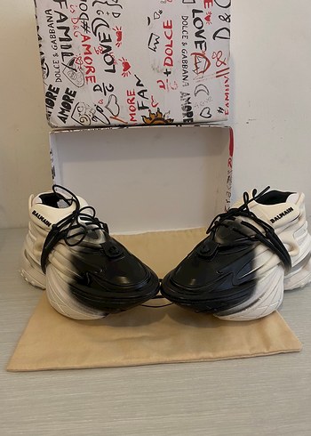 42 Beden beyaz Renk Balmain Beyaz Siyah Platform Spor Ayakkabı