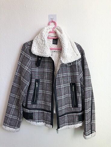 Primark mont