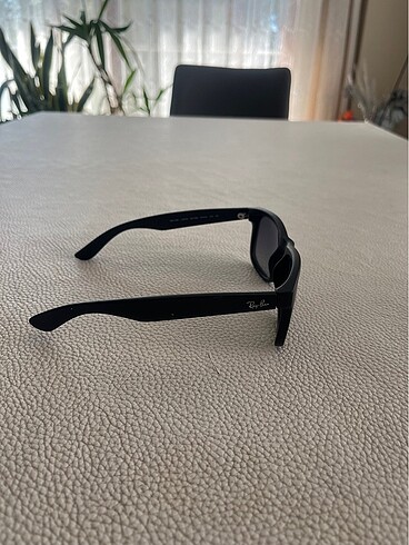 Beden siyah Renk Rayban justin gözlük