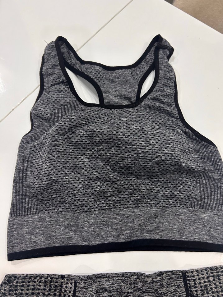 Gri Kadın Sporcu Atlet - Tayt Takım - Görsel 3