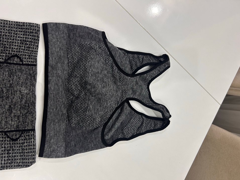 Gri Kadın Sporcu Atlet - Tayt Takım - Görsel 5