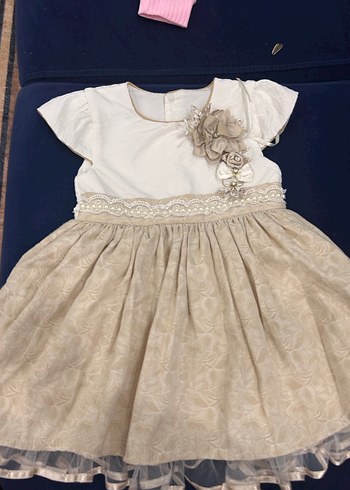 Klasik Dantel İşlemeli Kız Elbisesi - Görsel 2