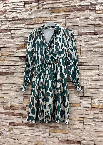 Yeşil Yılan Desenli Uzun Kollu Elbise - Görsel 2