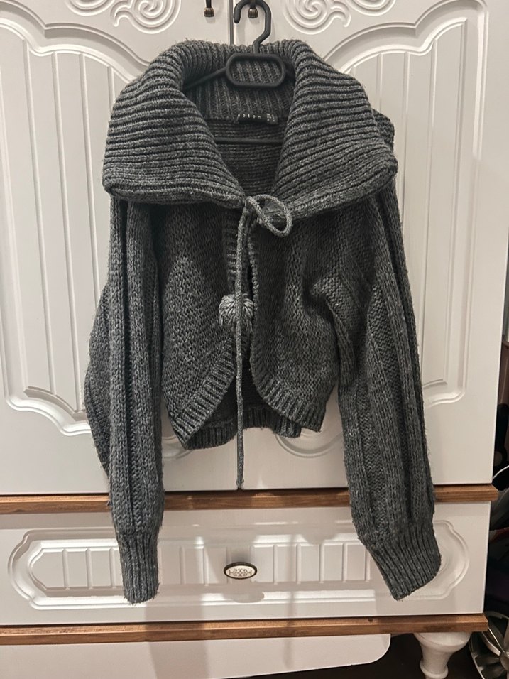 Gri Örgü Yüksek Yakalı Kadın Hırka - Görsel 4