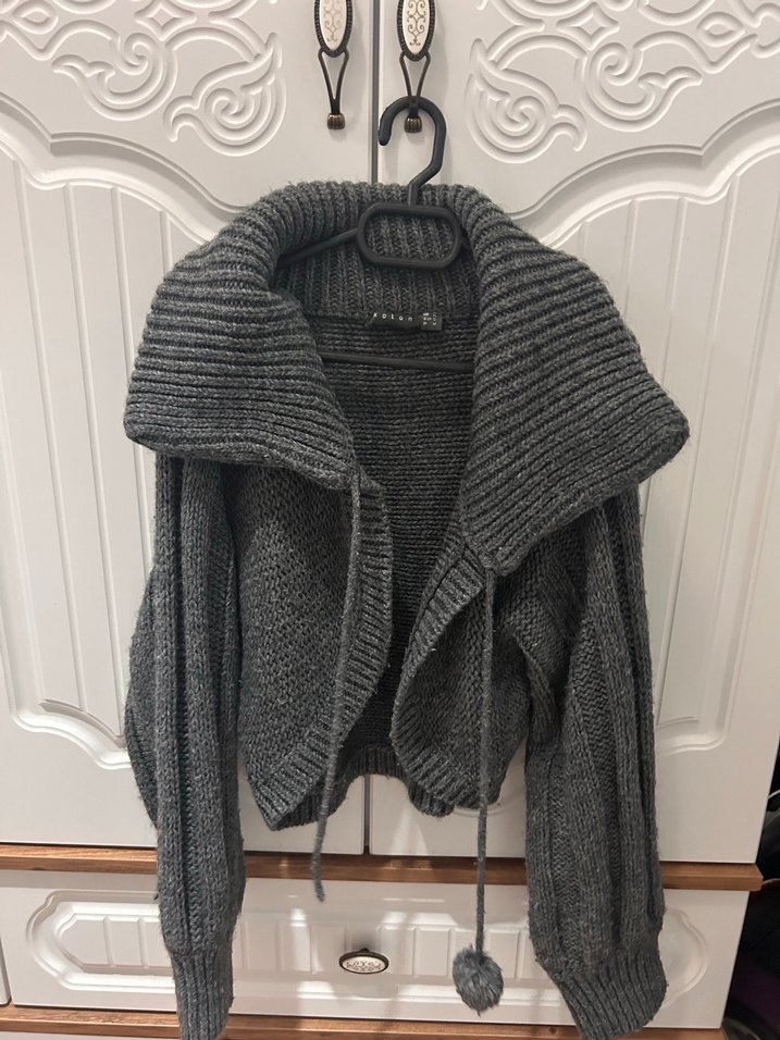 Gri Örgü Yüksek Yakalı Kadın Hırka - Görsel 2