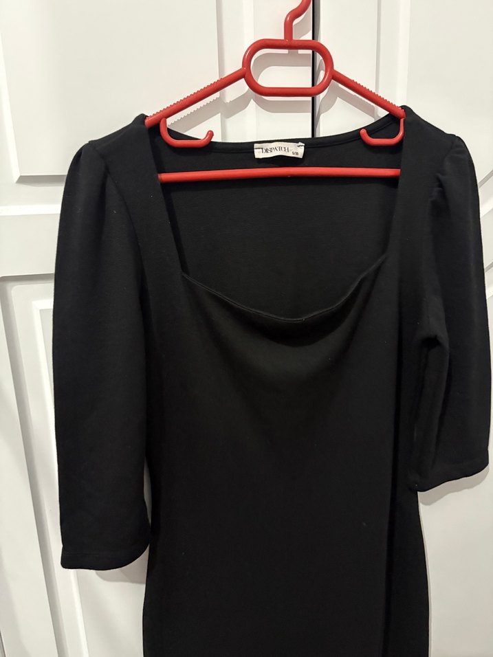 Siyah midi yırtmaçlı elbise - Görsel 5