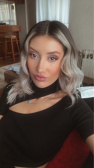 Siyah crop