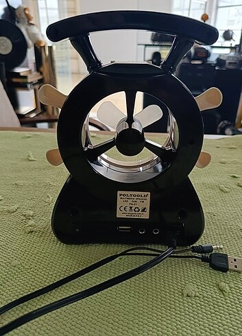 Beden Radyo, vantilatör,USB/SD, led ışık.