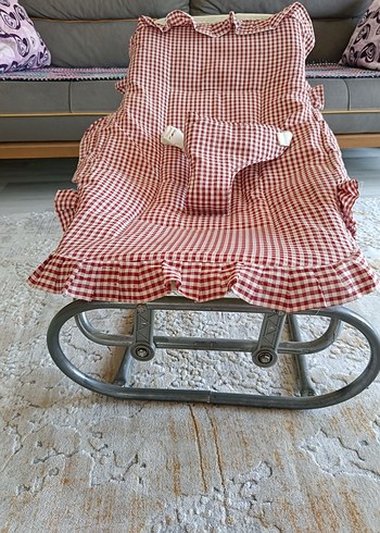  Beden kırmızı Renk Sallanan ve ayarlanabilen ana kucağı.