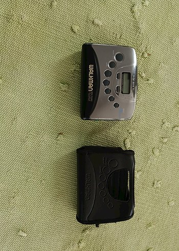 Sony marka çalışır durumda walkman.