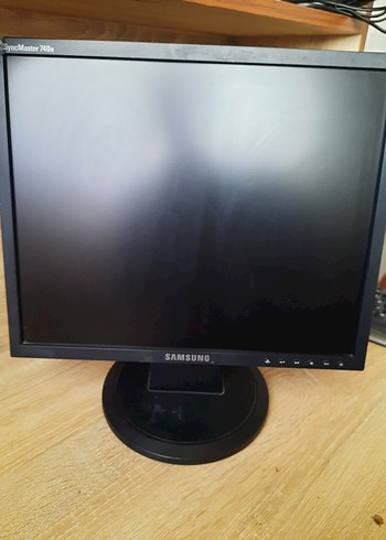 Siyah Samsung Monitör