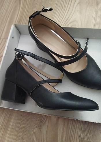 37 Beden siyah Renk Siyah Stiletto Topuklu Kadın Babet