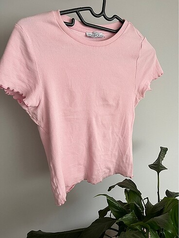 Pembe üst