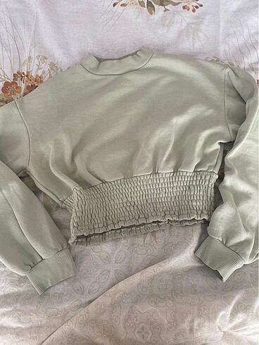 bershka beli lastikli crop sweat